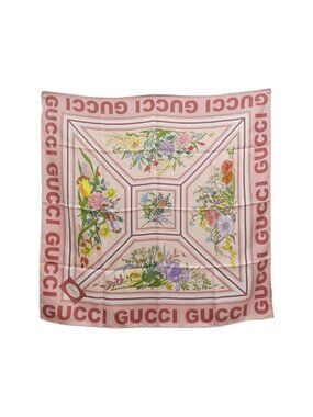 Gucci Scarf Pink